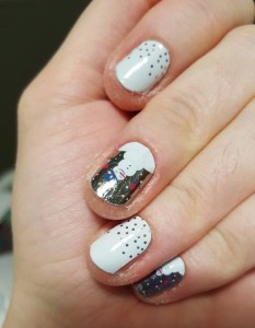 See my awesome nails of AWESOMENESS!